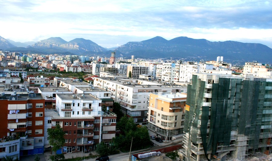 Shoqata e Ndertuesve paralajmeron shtrenjtim te apartamenteve